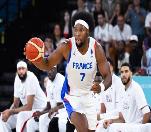 亚布塞莱：欧洲最好球队可以和NBA球队一战整个法国队都能打NBA