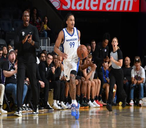 Slater：勇士与尤里科林斯和凯文诺克斯签下了10天合同