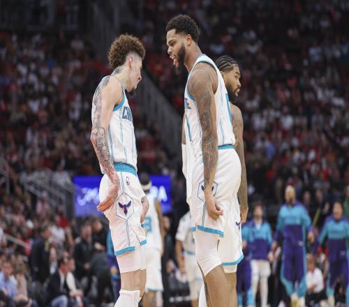 NBA彩经：湖人难敌骑士鹈鹕复仇勇士快船轻取开拓者
