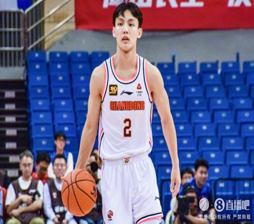 独挑大梁!徐杰全场仅休1分多钟21中11砍32分11助3断带队取胜