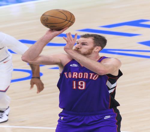 越战越勇!珀尔特尔近3场连续砍下超级大号两双命中率都超5成