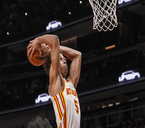 开赛至今戴森场均4.5次抢断+盖帽NBA历史后卫中仅次于88乔丹