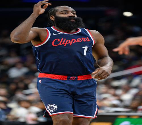登哥缔造一神迹哈登在5支不同球队都砍下过40+NBA历史首人