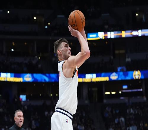 布劳恩：每个人在NBA都想每场打340分钟但这不是理所当然的