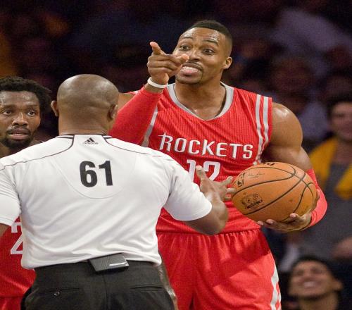 霍华德:我效力火箭时发推解放巴勒斯坦差点被踢出NBA