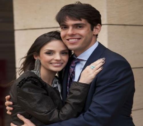 卡卡老婆是谁，卡卡老婆是什么职业