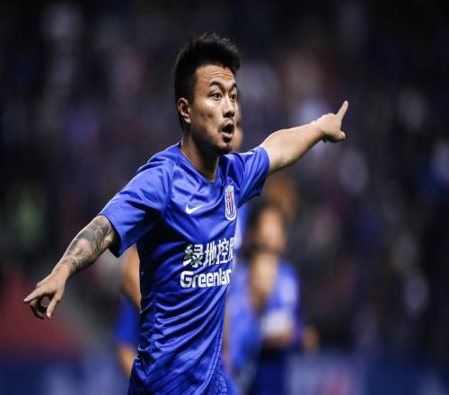 记者:曹赟定昨晚低烧不适,将缺席今晚申花客战三镇