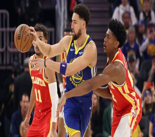 NBA直播：勇士134-141老鹰，老鹰加时胜勇士迎4连胜