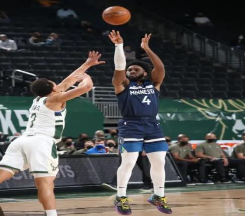 NBA直播：森林狼129-105雄鹿，森林狼送雄鹿三连败