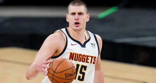 NBA速报：掘金巨星约基奇当选常规赛MVP