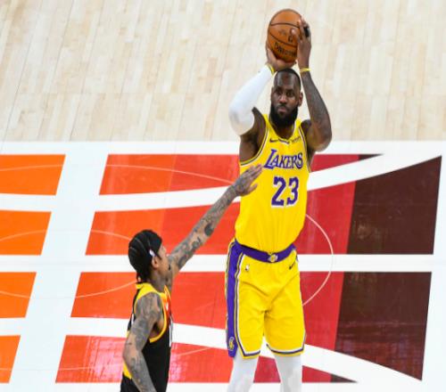 NBA前瞻：湖人VS开拓者，湖人双核变单核，詹姆斯面临考验！