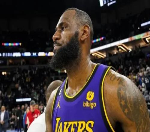 詹姆斯NBA总冠军次数  詹姆斯拿过几次NBA总冠军