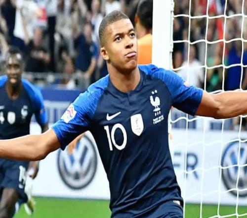 2022 年 FIFA 世界杯获得全场最佳前 5 名球员