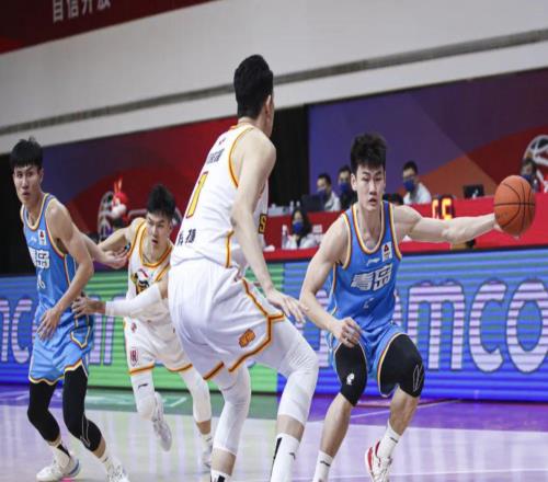 深圳106-99青岛，贺希宁16+12萨林杰32+15