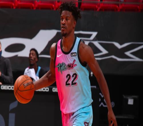 今日NBA得分榜：吉米-巴特勒、马克斯-施特鲁斯31分